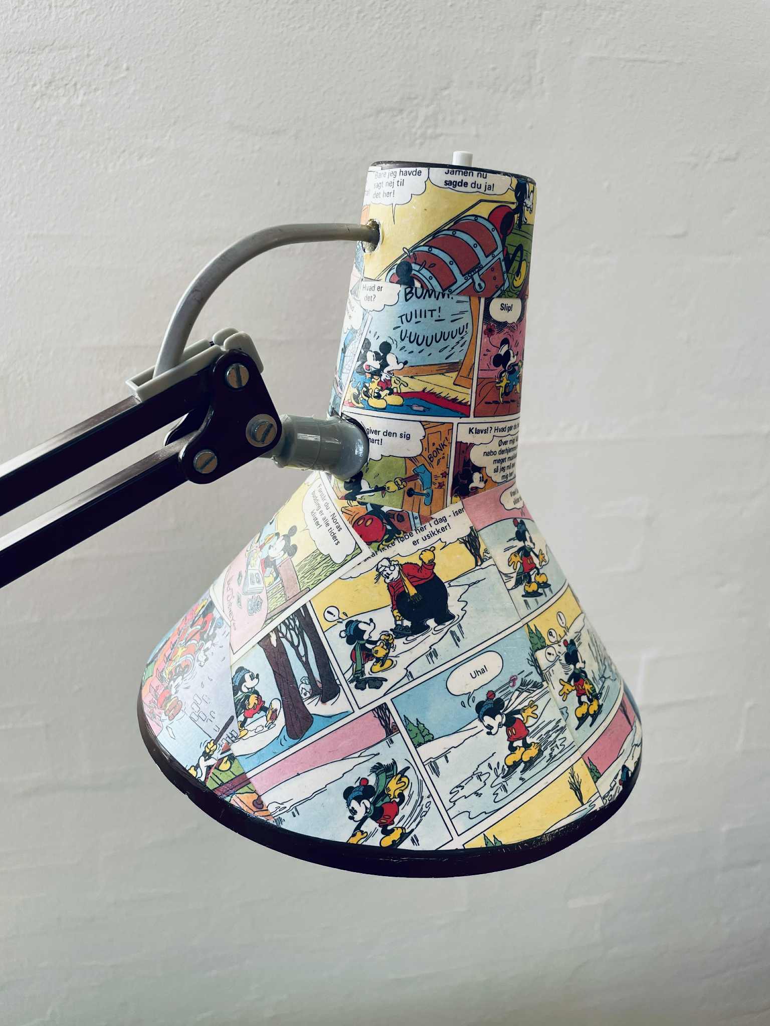 Arkitektlampe med tegneserie